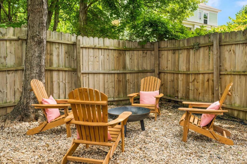 فيلا Bright + New - Fire Pit - Hammock - 3 Bd رالي المظهر الخارجي الصورة